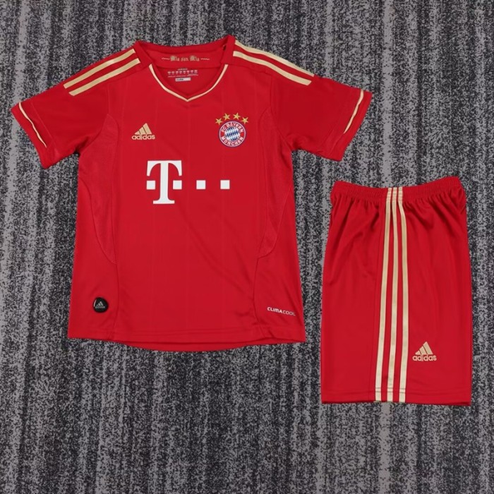 Retro 12/13 bayern munich home kids kit