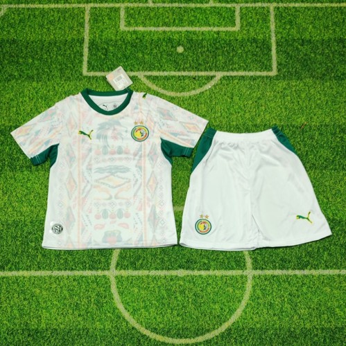 26/27 Senegal home kids kit