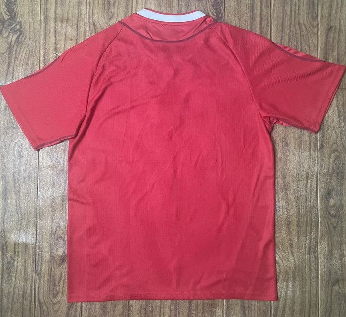 Retro 02/04 Liverpool home football Jersey