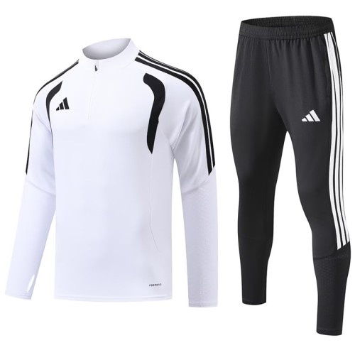26/27 Adidas kids training suit white