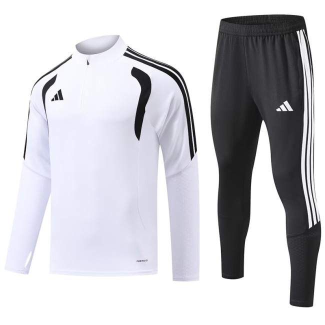 26/27 Adidas kids training suit white