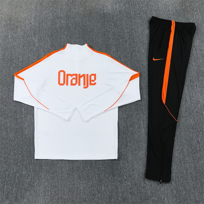 26/27 Netherlands training Adult suit white