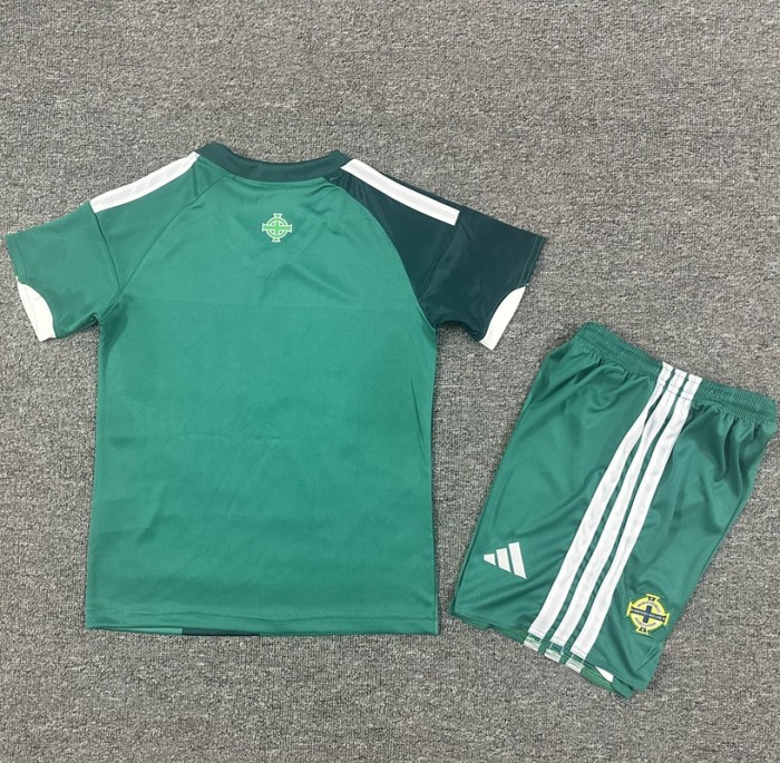 26/27 Northern Ireland home kids kit