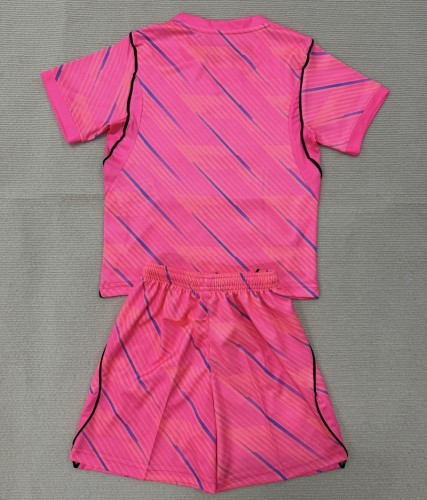 26/27 France goalkeeper kids kit pink