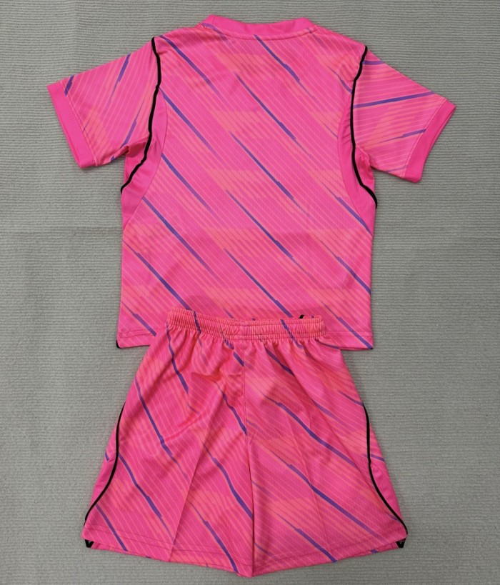 26/27 France goalkeeper kids kit pink