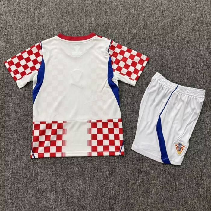26/27 Croatia home kids kit