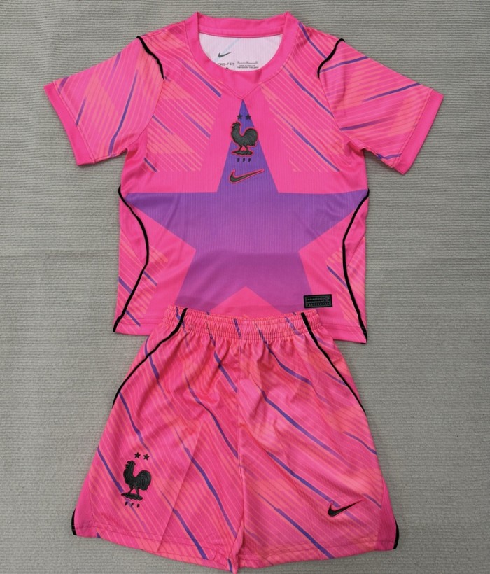 26/27 France goalkeeper kids kit pink