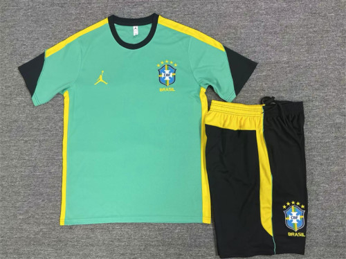26/27 Brazil Short sleeve Adult training suit