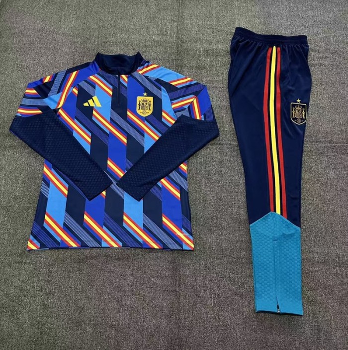 26/27 Spain Adult training suit
