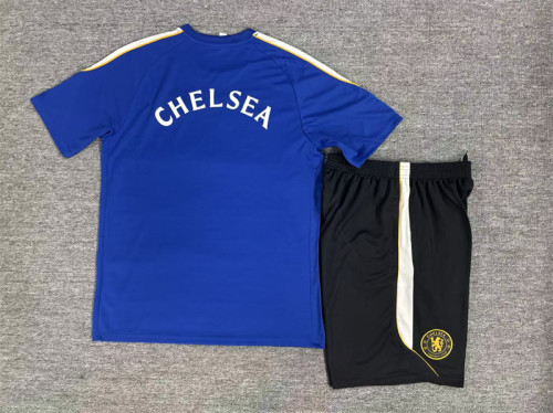 26/27 Chelsea short sleeved Adult training suit blue