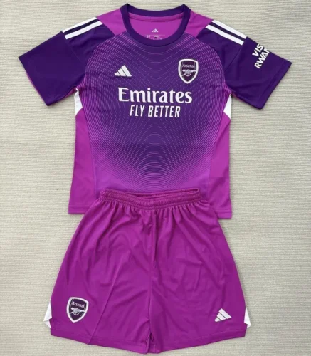 25/26 Arsenal goalkeeper Adult Set