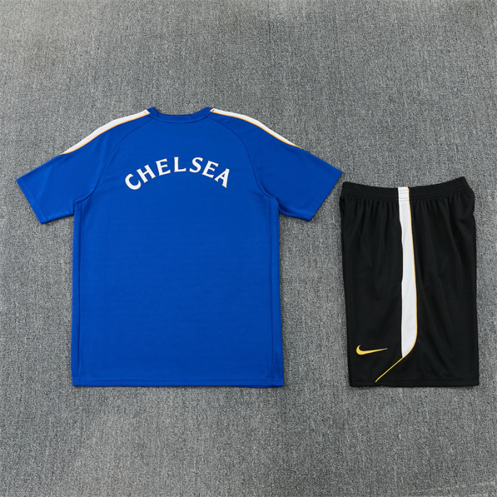 26/27 Chelsea short sleeved Adult training suit blue