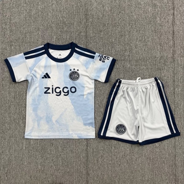 26/.27 Ajax third kids kit
