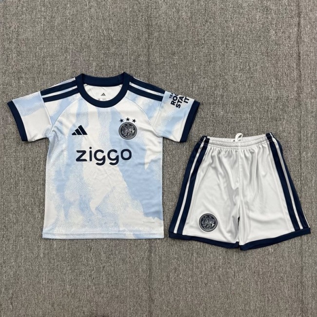 26/.27 Ajax third kids kit
