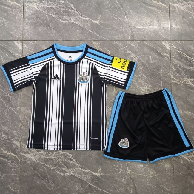 26/27 Newcastle United home kids kit