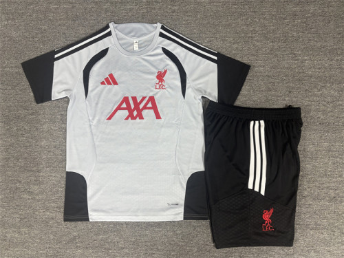 26/27 Liverpool Short sleeve training suit