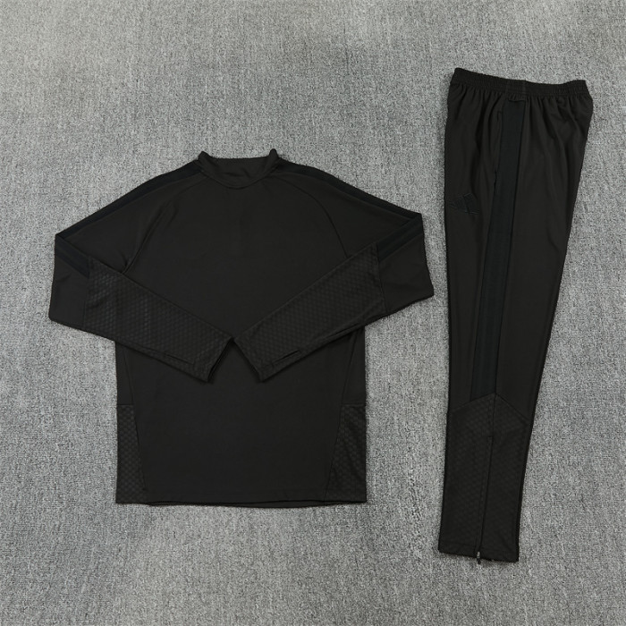 26/27 Manchester United Adult training suit black