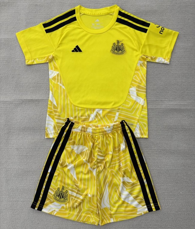 26/27 Newcastle United goalkeeper kids kit yellow