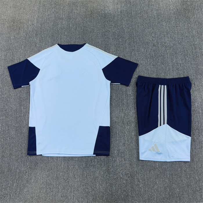 26/27 Ajax Short sleeve Adult training suit