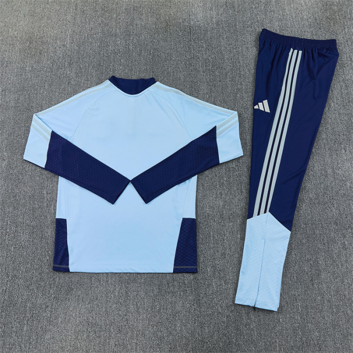 26/27 Ajax Adult training suit