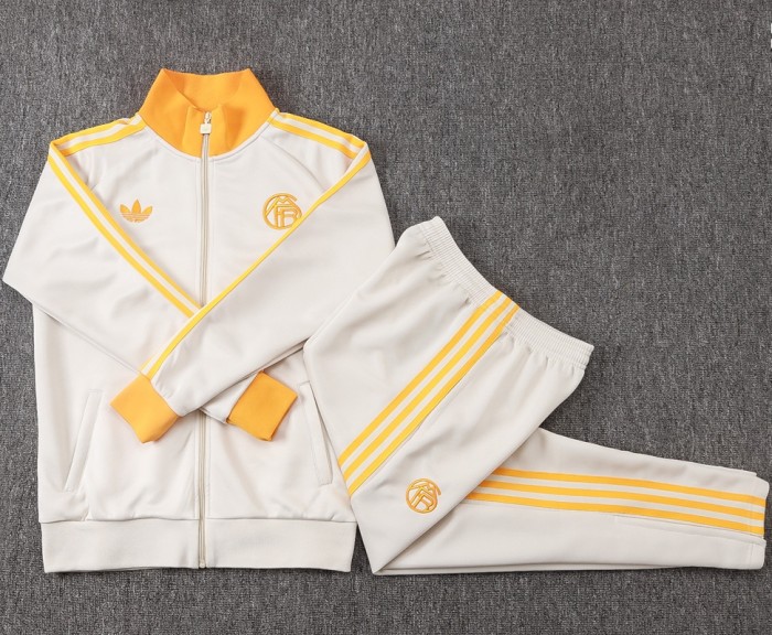 26/27 Bayern Munich kids jacket beige