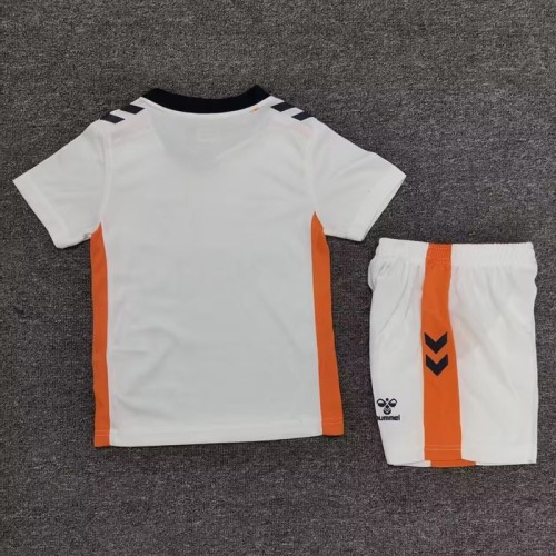 26/27 Coventry Away kids kit