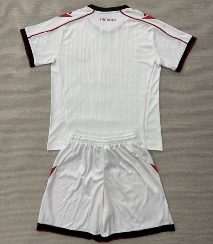 26/27 Aberdeen Away kids kit