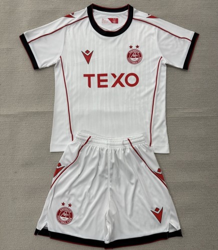 26/27 Aberdeen Away kids kit