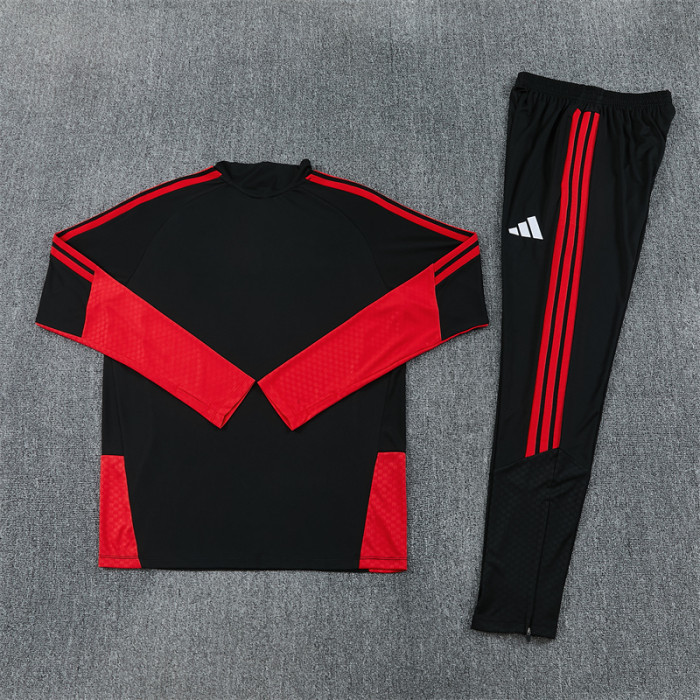 26/27 Ajax Adult training suit black