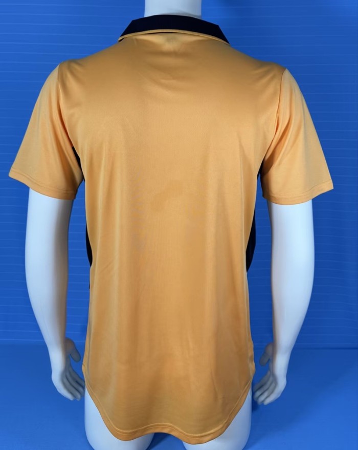 Retro 02/04 Wolverhampton Wanderers home football jersey