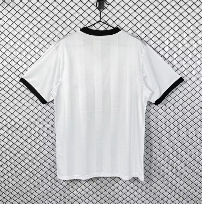 Retro 86/88 Wolverhampton Wanderers Away football jersey