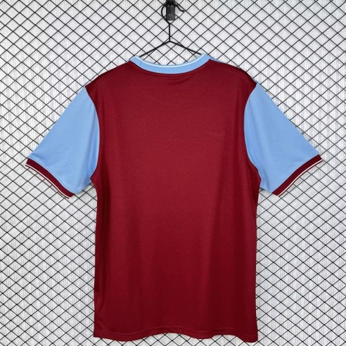 Retro 09/10 Aston Villa home football jersey