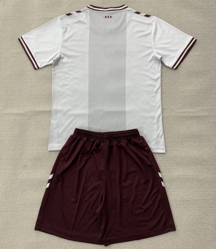 26/27 Heart Away kids kit