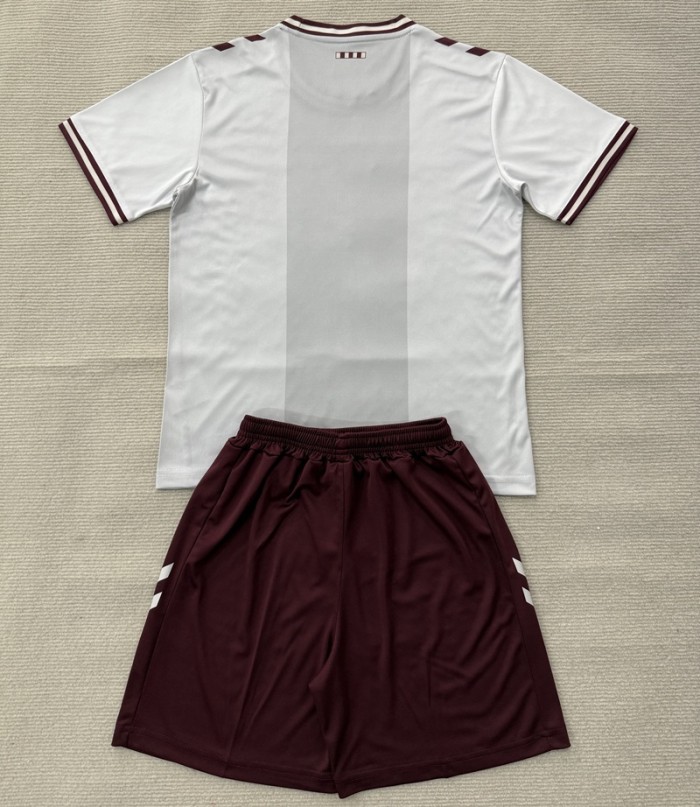26/27 Heart Away kids kit