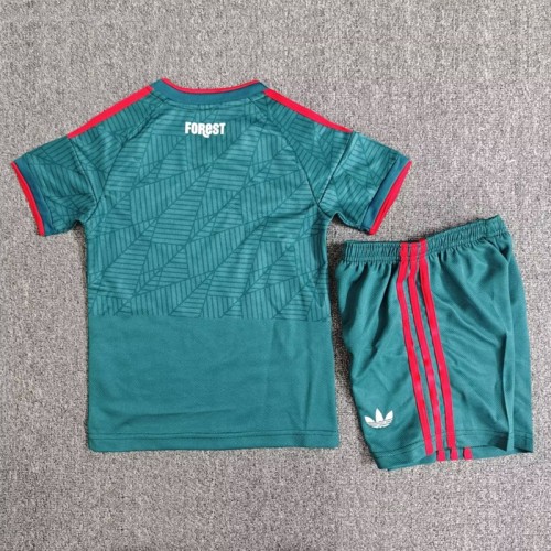 26/27 Nottingham Forest Away kids kit