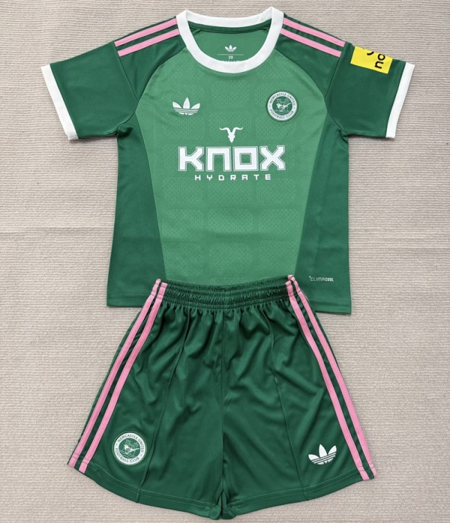 26/27 Newcastle United goalkeeper kids kit green