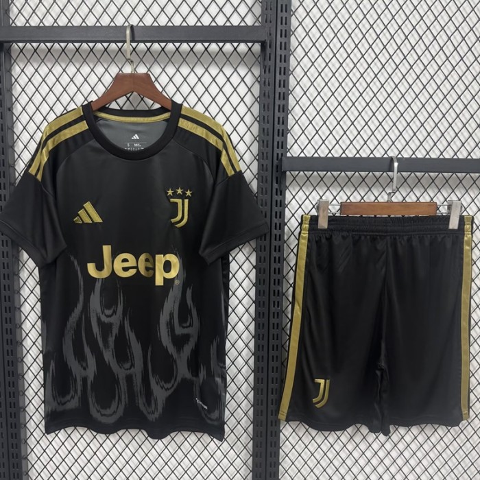 26/27 Juventus third Adult set