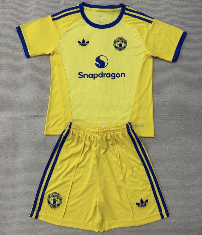 26/27 Manchester United goalkeeper kids kit yellow