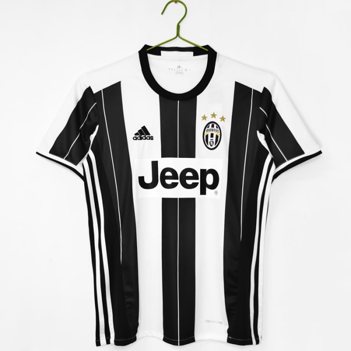 Retro 16/17 Juventus home football Jersey