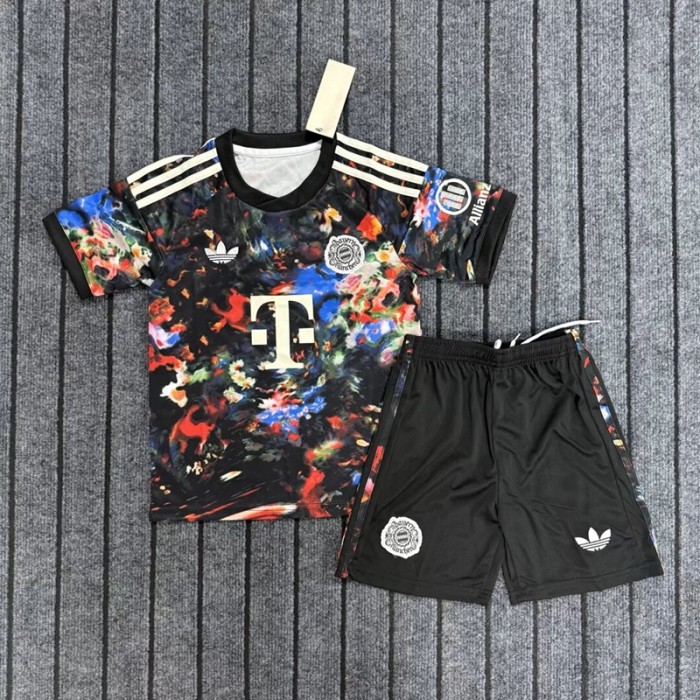 26/27 bayern munich Oktoberfest kids kit