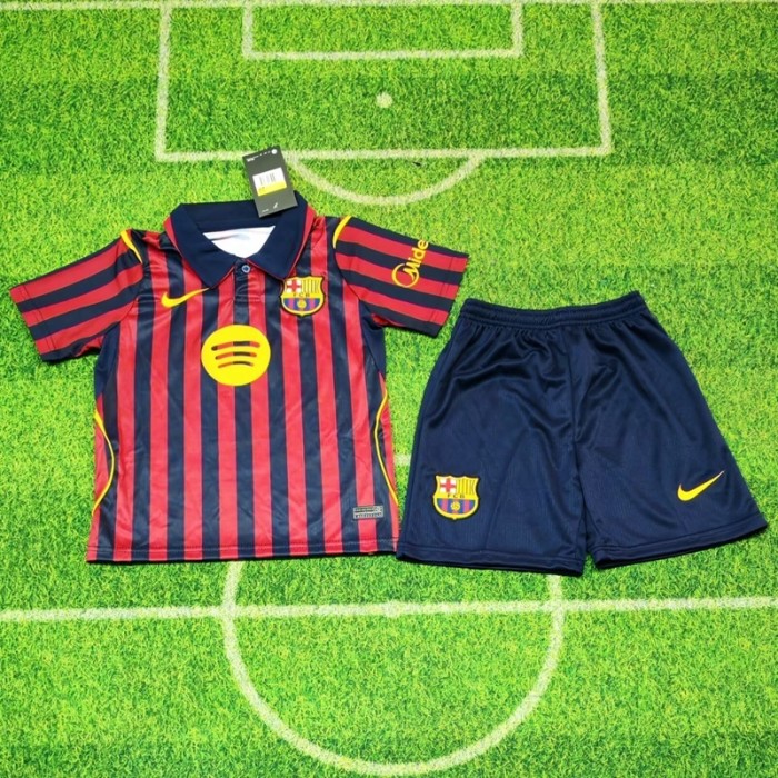 27/28 Barcelona home kids kit