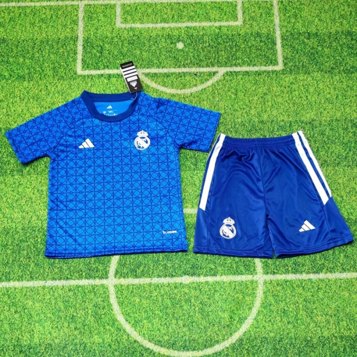 26/27 Real Madrid kids kit Special Edition
