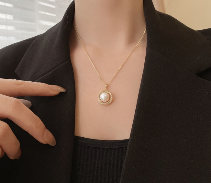 Pearl Silver Necklace women's early spring 2022 new light luxury niche advanced design neck chain bone chain accessories