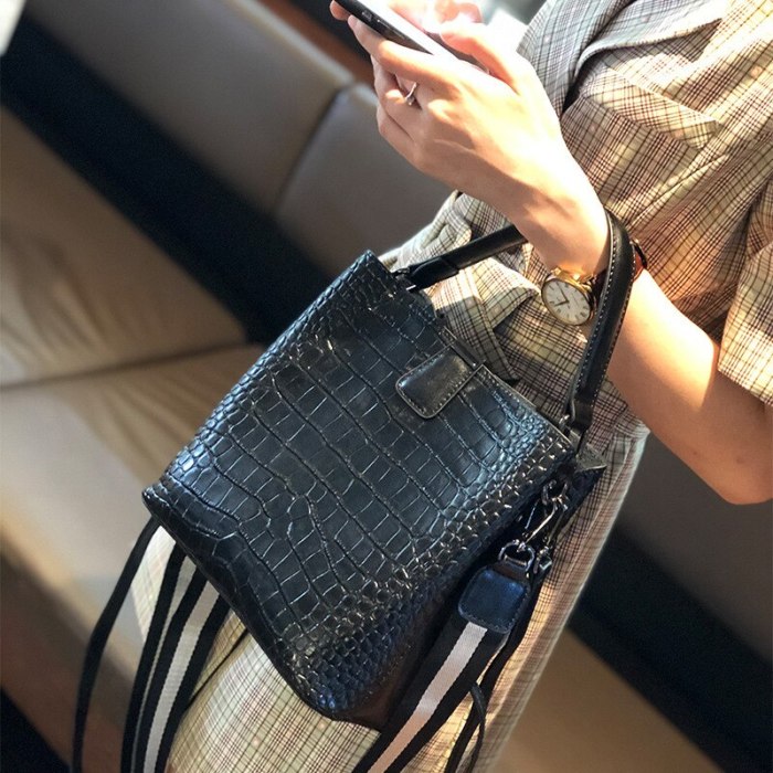 Oyixinger Bags For Women 2020 New Crocodile Pattern Handbags Cowhide Leather Shoulder Bag Female Fashion Solid Bucket Women Bag