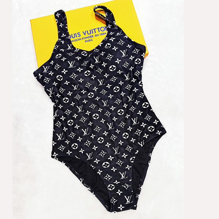 Women Two Piece Rhinestone Bikini Set Sport Bra Swimsuit Beach Thong Swimwear Bathing Suit Swimming Suit