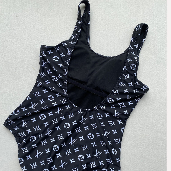 Women Two Piece Rhinestone Bikini Set Sport Bra Swimsuit Beach Thong Swimwear Bathing Suit Swimming Suit