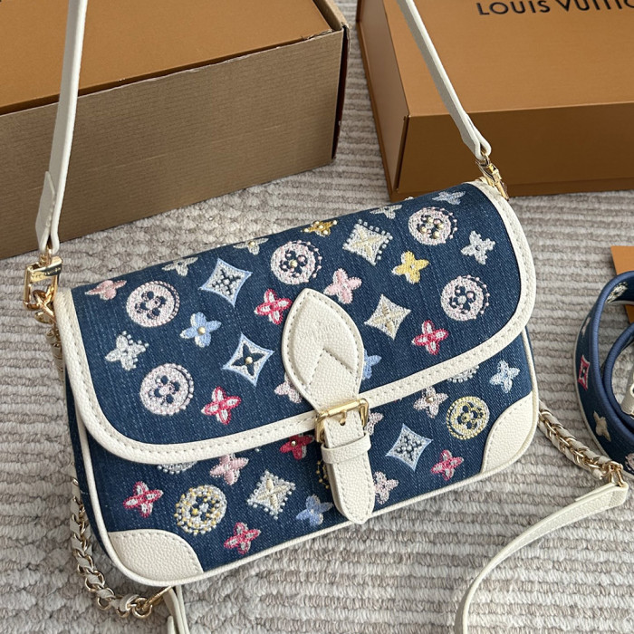 Women's Flap Hobo Shoulder Bag Crossbody Messenger Bags Baguette Bag For Daily Use