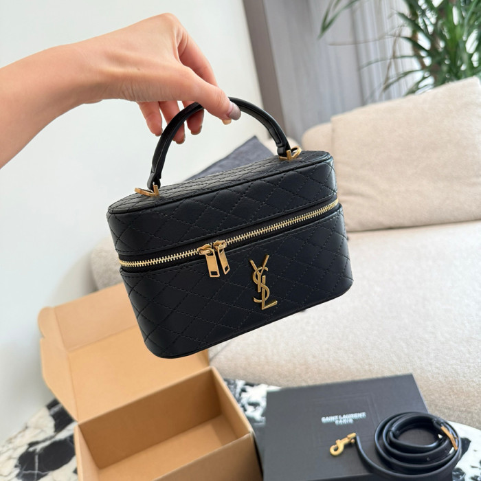 Women Classic Quilted Vanity Bag Shoulder Bag Hobo Handbags Top Handle Crossbody Bag For Daily Wear