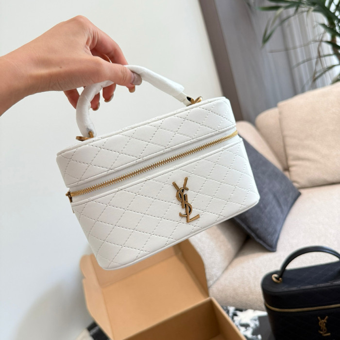Women Classic Quilted Vanity Bag Shoulder Bag Hobo Handbags Top Handle Crossbody Bag For Daily Wear