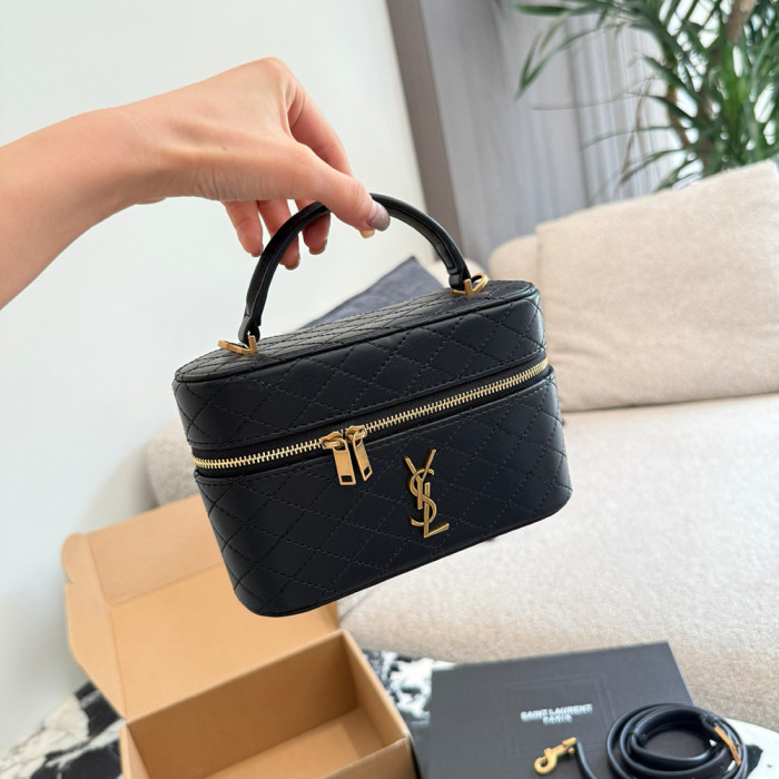 Women Classic Quilted Vanity Bag Shoulder Bag Hobo Handbags Top Handle Crossbody Bag For Daily Wear